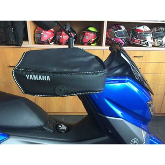 Yamaha Handmoffen Black