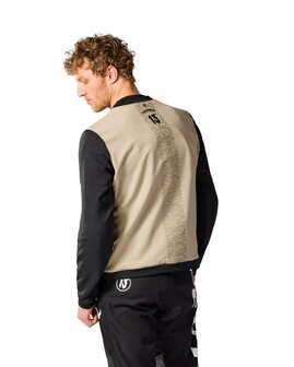 REVIT Motor Sweater Trazada