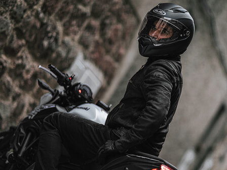 HJC integraalhelm F70 Solid