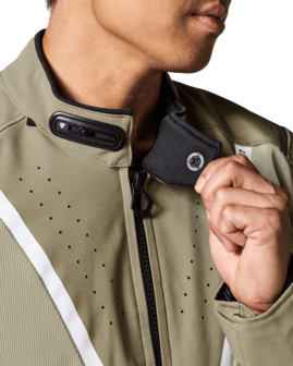 REVIT Motorjas Airwave 4