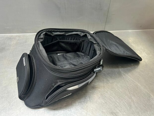 Yamaha SW-Motech Tanktas Roadster met ring