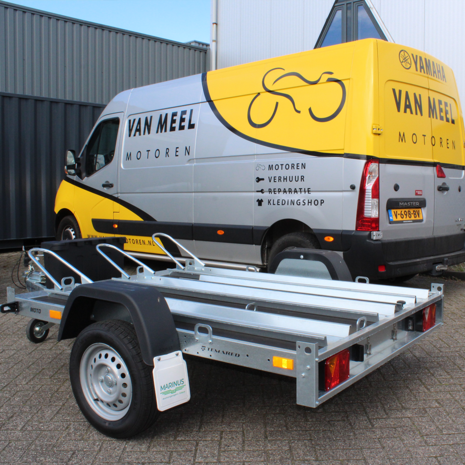 Motor aanhanger huren