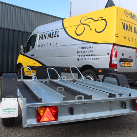 Motor aanhanger huren