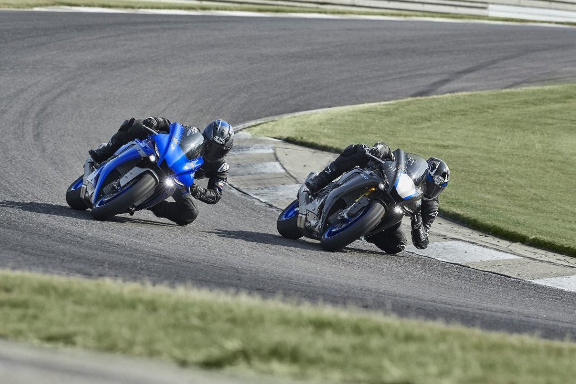 De nieuwe YZF-R1M en YZF-R1 De nieuwe YZF-R1M en YZF-R1