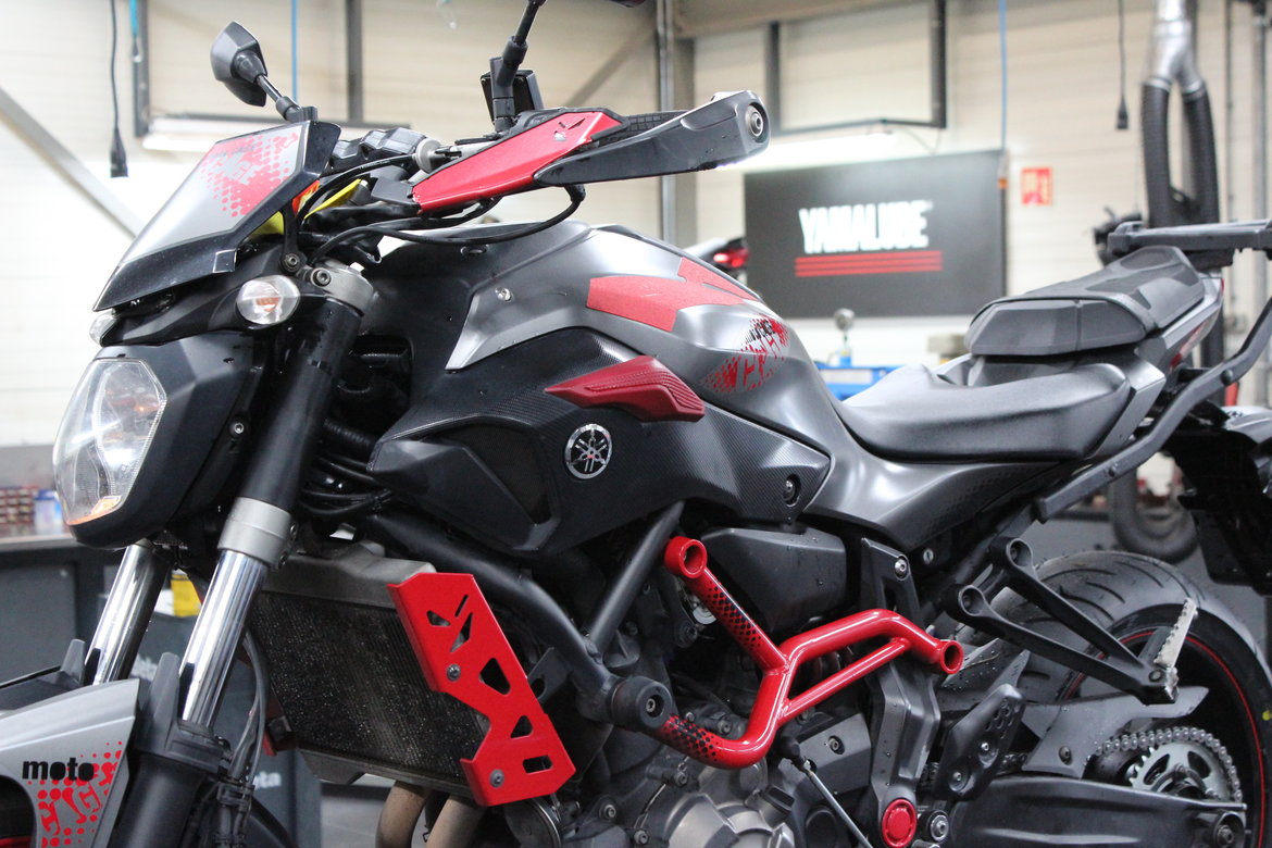 Nieuwe leenmotor: MT-07 MOTOCAGE Editie Nieuwe leenmotor: MT-07 MOTOCAGE Editie