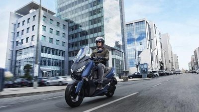 YAMAHA XMAX 300 Blauw