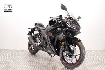 YAMAHA YZF-R3 Zwart (2020)
