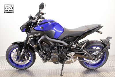 YAMAHA MT-09 HUURMOTOR (blauw)