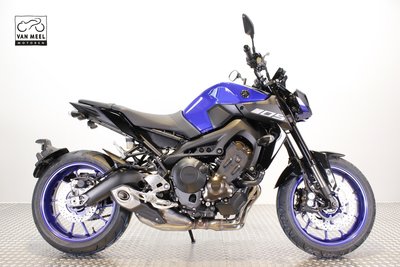 YAMAHA MT-09 HUURMOTOR (blauw)