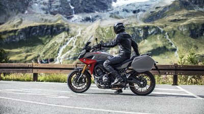 YAMAHA TRACER 900GT Grijs