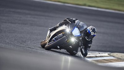 YAMAHA YZF-R1M Icon Performance