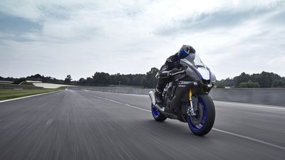 YAMAHA YZF-R1M Icon Performance