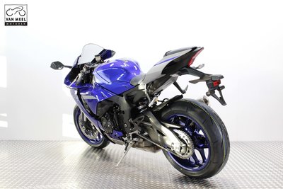 YAMAHA YZF-R1 Icon Blue