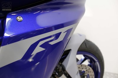 YAMAHA YZF-R1 Icon Blue