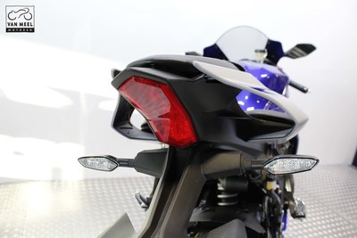 YAMAHA YZF-R1 Icon Blue