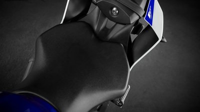 YAMAHA YZF-R6 Icon Blue