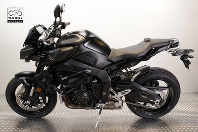 YAMAHA MT-10 Tech Black