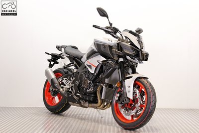 YAMAHA MT-10 Ice Fluo