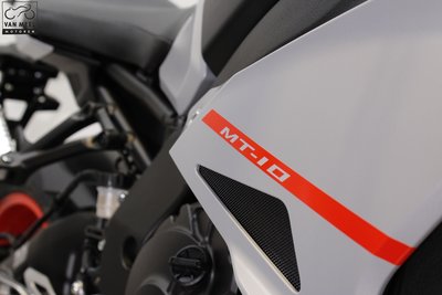 YAMAHA MT-10 Ice Fluo