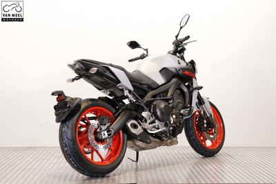 YAMAHA MT-09 Ice Fluo