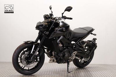 YAMAHA MT-09 Tech Black