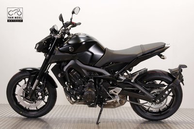 YAMAHA MT-09 Tech Black