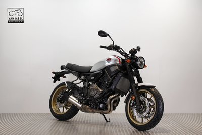 YAMAHA XSR700 XTRIBUTE Tech Black