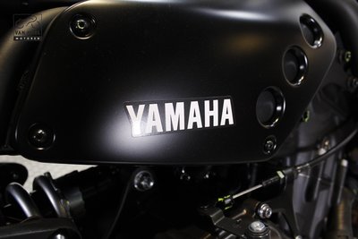 YAMAHA XSR700 XTRIBUTE Tech Black