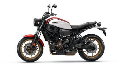 YAMAHA XSR700 Dynamic White