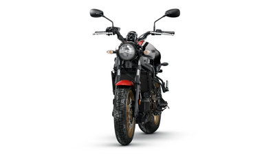 YAMAHA XSR700 Dynamic White