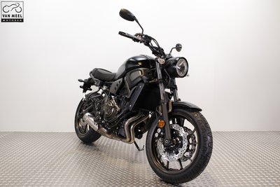 YAMAHA XSR700 Tech Black
