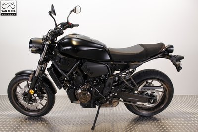 YAMAHA XSR700 Tech Black