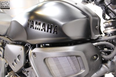 YAMAHA XSR700 Tech Black