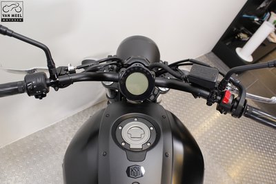 YAMAHA XSR700 Tech Black