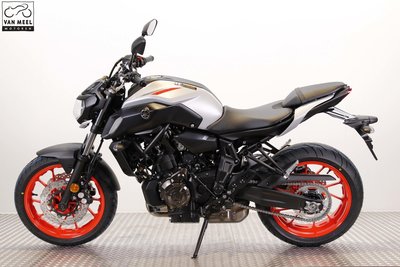 YAMAHA MT-07 Ice Fluo