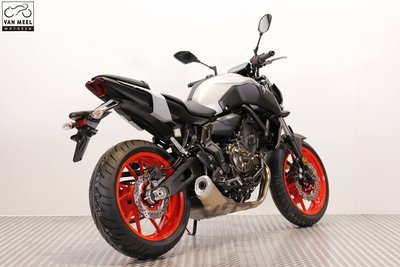YAMAHA MT-07 Ice Fluo
