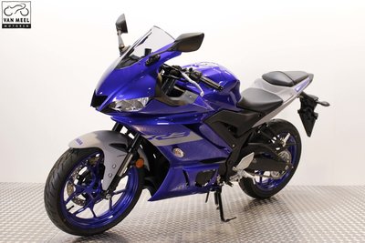 YAMAHA YZF-R3 Icon Blue