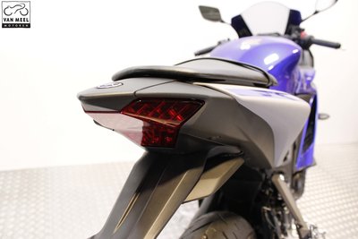 YAMAHA YZF-R3 Icon Blue