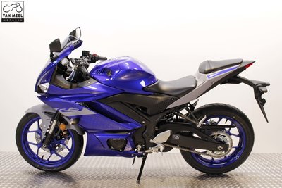 YAMAHA YZF-R3 Icon Blue