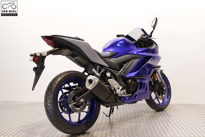 YAMAHA YZF-R3 Icon Blue