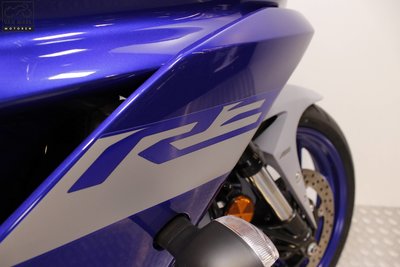 YAMAHA YZF-R3 Icon Blue