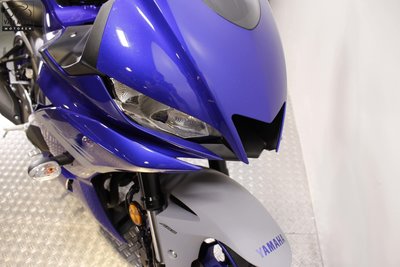 YAMAHA YZF-R3 Icon Blue