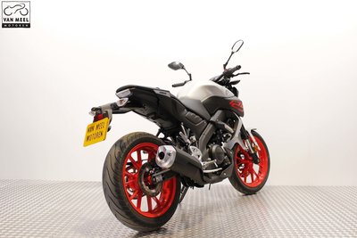 YAMAHA MT-125 Ice Fluo