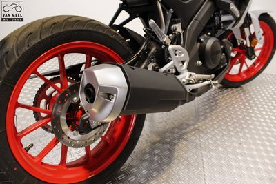 YAMAHA MT-125 Ice Fluo
