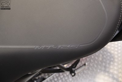 YAMAHA MT-125 Ice Fluo