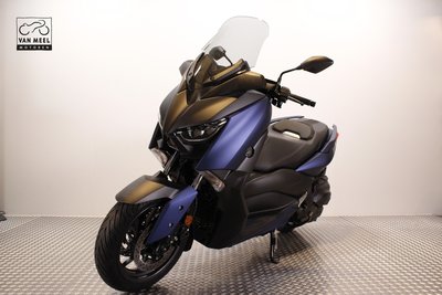 YAMAHA XMAX 400 Phantom Blue