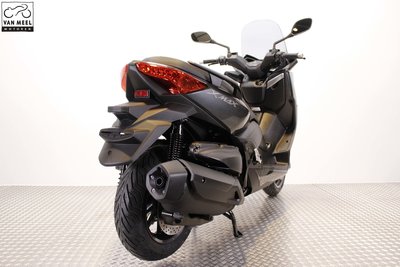 YAMAHA XMAX 400 Sonic Grey