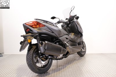 YAMAHA XMAX 300 Sonic Grey