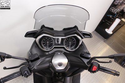 YAMAHA XMAX 300 Sonic Grey