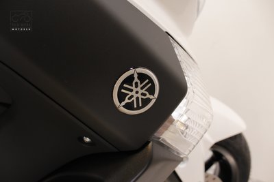 YAMAHA NMAX 155 Milky White